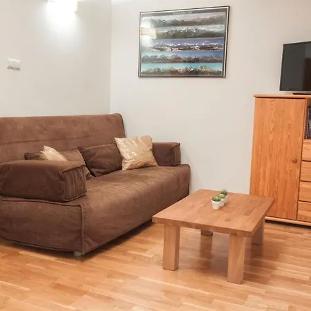 Apartment Apartserwis - Apartament Paryski *